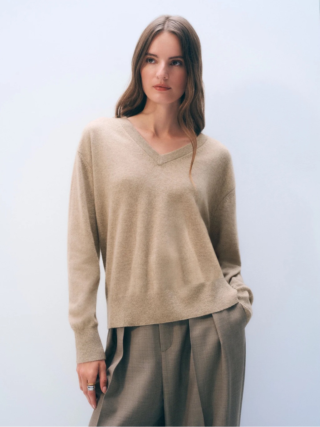 White + Warren Cashmere V Neck | Taupe Heather Sweater